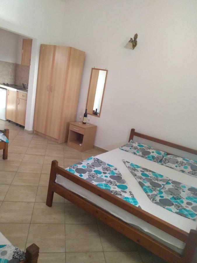 Vito Apartments Сутоморе Екстериор снимка