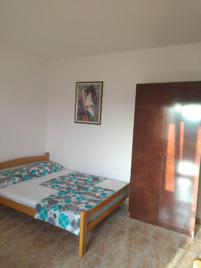 Vito Apartments Сутоморе Екстериор снимка